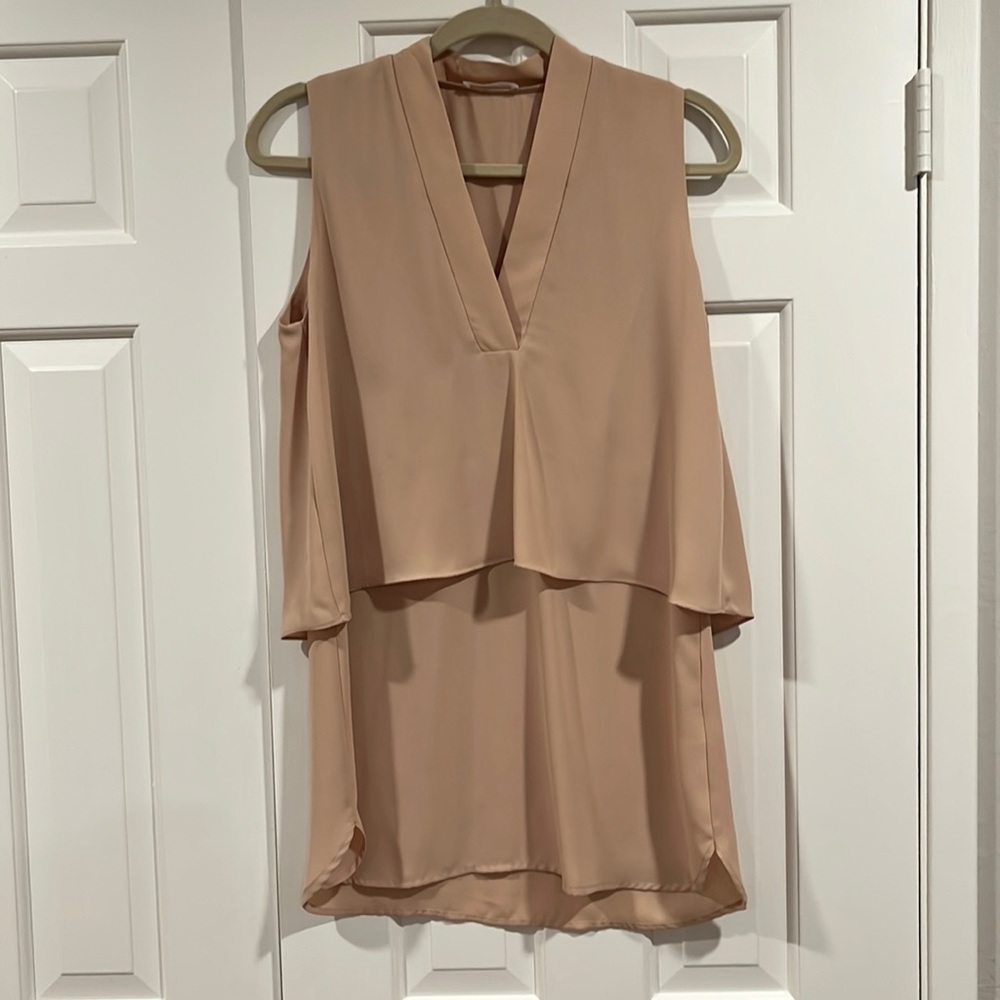 Nursing friendly top